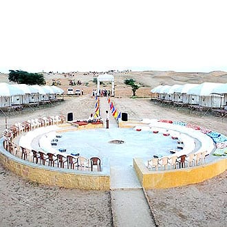 https://imgcld.yatra.com/ytimages/image/upload/t_hotel_yatra_city_desktop/v1464478554/Domestic Hotels/Hotels_Jaisalmer/Rojani Resort/HO_q2szzZ.jpg